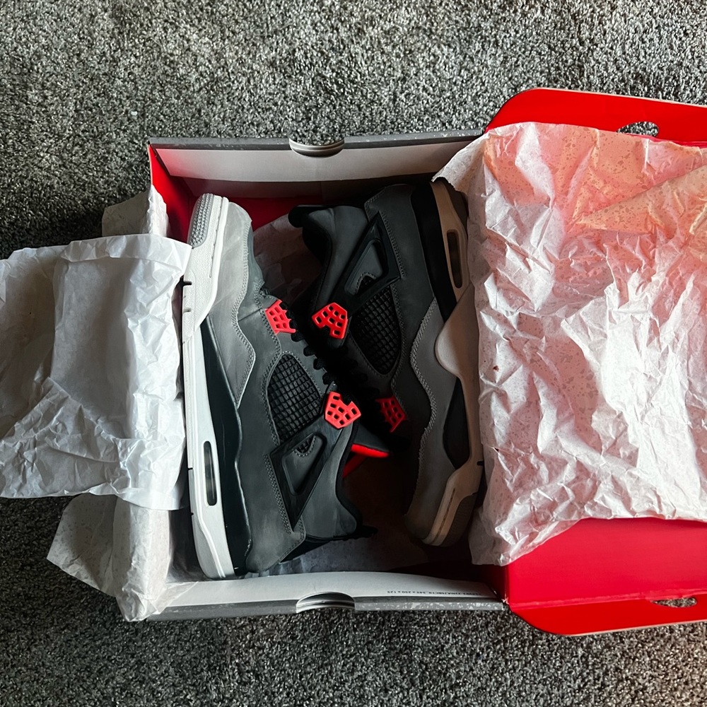 Air Jordan 4 Retro “Infrared” 100% Authentic Guaranteed - Picture 4 of 9